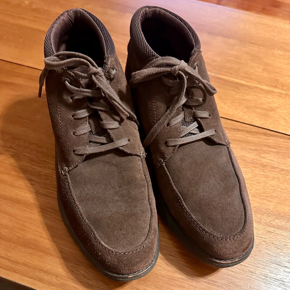 Rockport Brown Chukka Boots with Soft Suede and Comfortable Fit